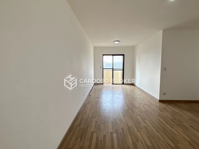 Apartamento com 85m² 3 quartos e 2 banheiros, para alugar, no bairro Dezoito do Forte Empresarial/Alphaville. em Barueri