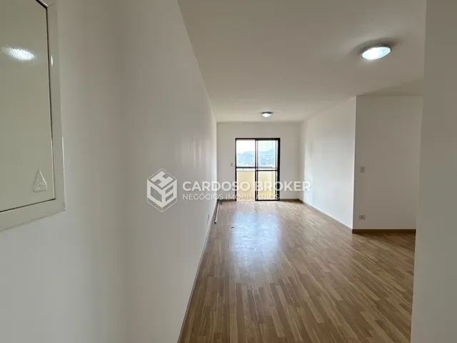 Apartamento com 85m² 3 quartos e 2 banheiros, para alugar, no bairro Dezoito do Forte Empresarial/Alphaville. em Barueri