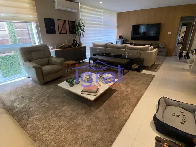 Apartamento 3 quartos e 4 banheiros, à venda, no bairro Cerqueira César em São Paulo