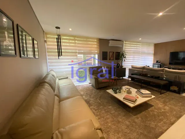 Apartamento 3 quartos e 4 banheiros, à venda, no bairro Cerqueira César em São Paulo