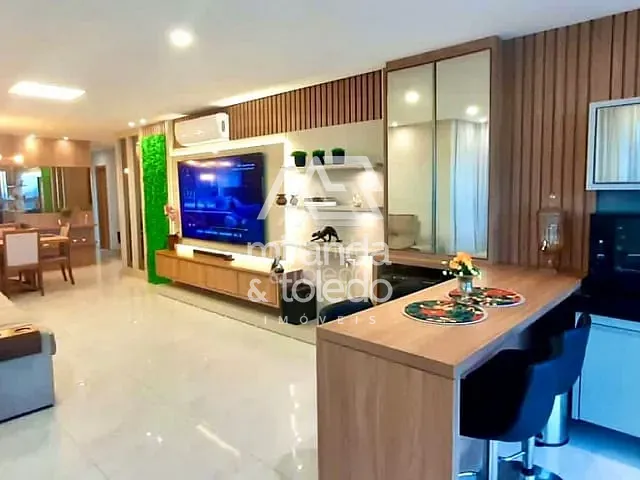 Apartamento com 161m² 4 quartos e 6 banheiros, à venda, no bairro Praia do Morro em Guarapari