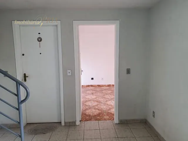 Apartamento 2 quartos e 1 banheiro, à venda, no bairro Ouro Fino em São José dos Pinhais