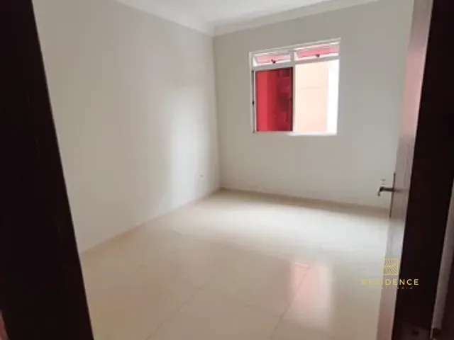 Apartamento 2 quartos e 1 banheiro, à venda, no bairro Três Poços em Volta Redonda