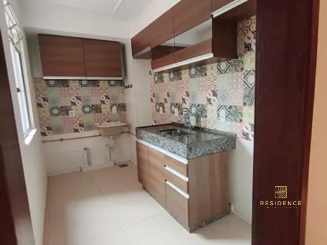Apartamento 2 quartos e 1 banheiro, à venda, no bairro Três Poços em Volta Redonda