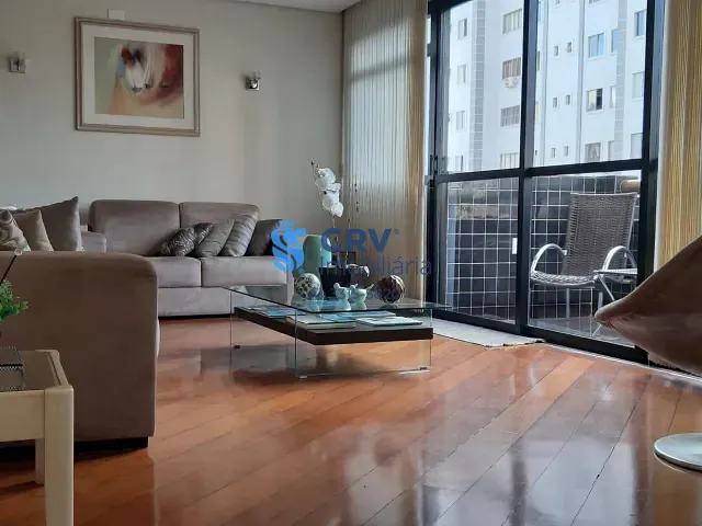 Apartamento com 224m² 3 quartos e 2 banheiros, à venda, no bairro Centro em Londrina