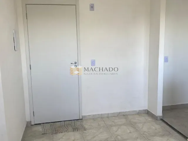 Apartamento 2 quartos e 1 banheiro, à venda, no bairro Chácara Jaguari (Fazendinha) em Santana de Parnaíba