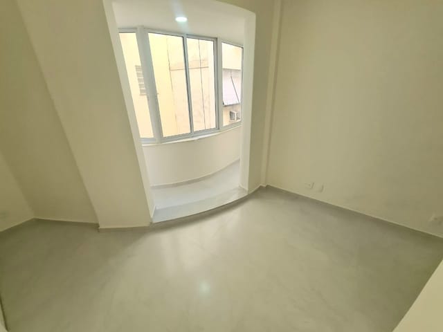 Foto do Apartamento - Apartamento reformado para Venda | Lowndes Condomínios e Imóveis