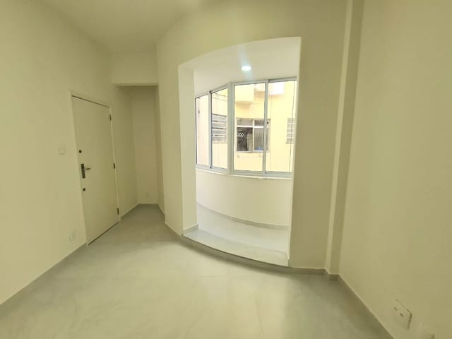 Foto do Apartamento - Apartamento reformado para Venda | Lowndes Condomínios e Imóveis
