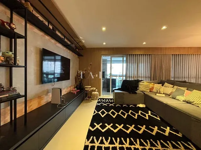 Apartamento com 275m² 3 quartos e 5 banheiros, à venda, no bairro Gleba Fazenda Palhano em Londrina