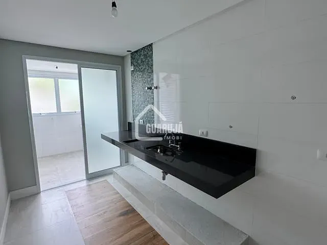 Apartamento 3 quartos e 3 banheiros, à venda, no bairro Enseada em Guarujá