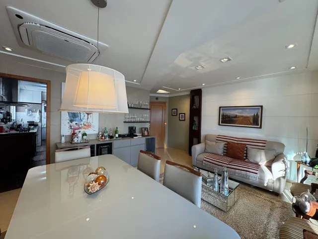 Apartamento com 199m² 3 quartos e 2 banheiros, à venda, no bairro Gleba Fazenda Palhano em Londrina