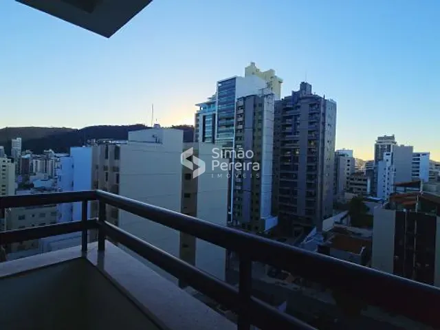 Apartamento 2 quartos e 2 banheiros, à venda, no bairro Centro em Juiz de Fora