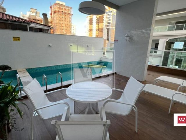 Apartamento com 179m² 4 quartos e 5 banheiros, à venda, no bairro Meia Praia em Itapema