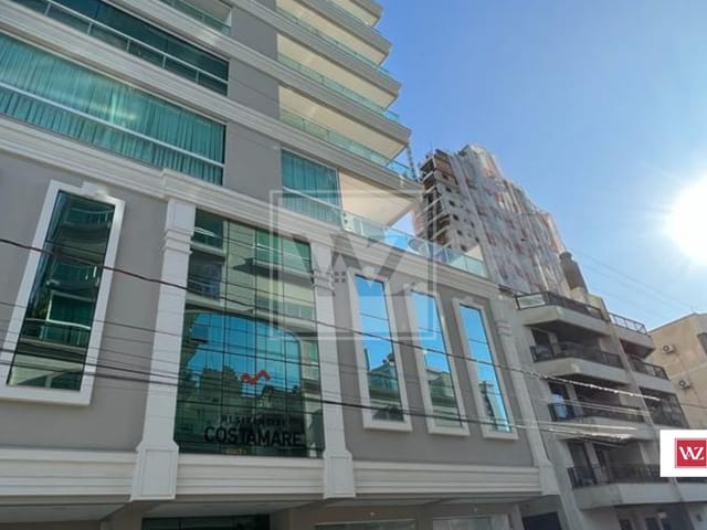 Apartamento com 179m² 4 quartos e 5 banheiros, à venda, no bairro Meia Praia em Itapema