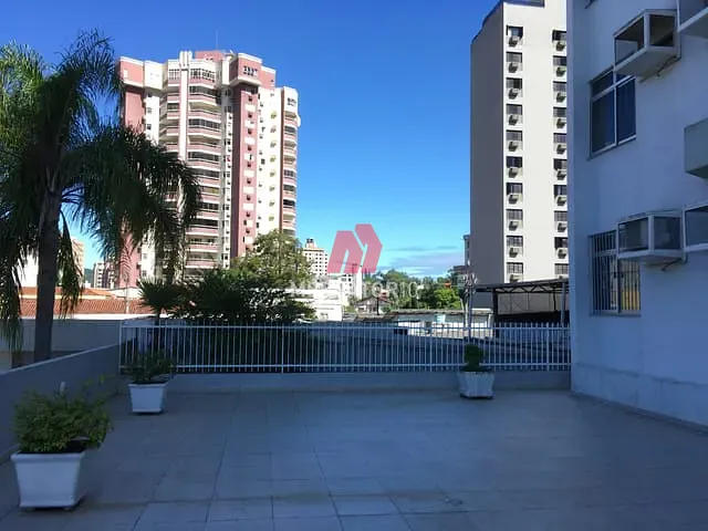 Apartamento com 200m² 4 quartos e 3 banheiros, à venda, no bairro Ponta Aguda em Blumenau