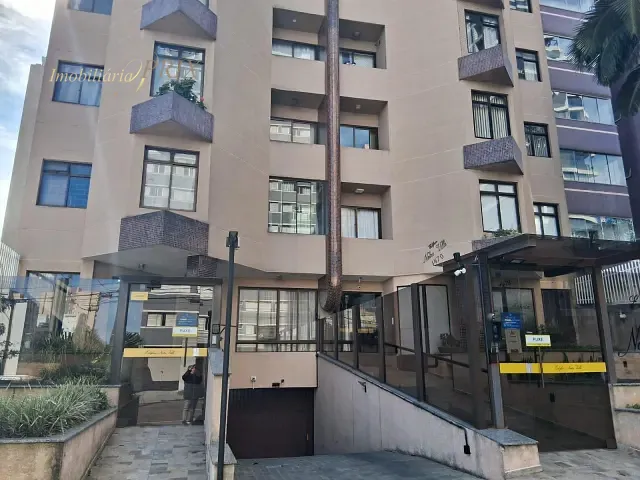Apartamento com 101m² 2 quartos e 1 banheiro, para alugar, no bairro Bacacheri em Curitiba