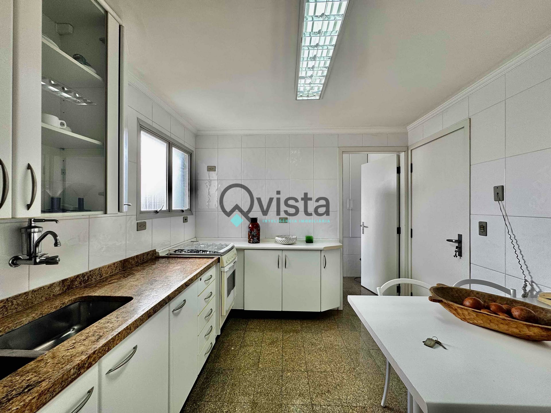 Apartamento à venda com 4 quartos, 250m² - Foto 35