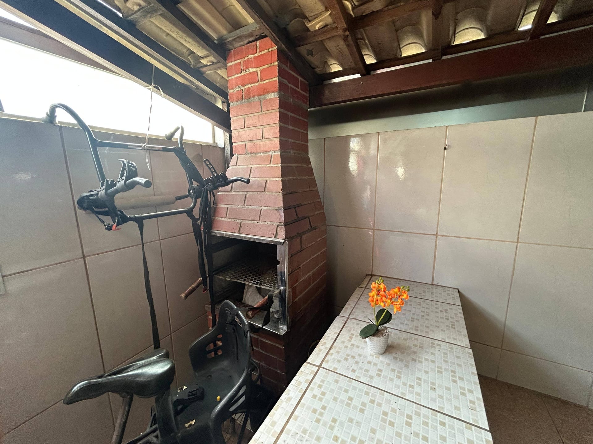 Apartamento à venda com 2 quartos, 80m² - Foto 4