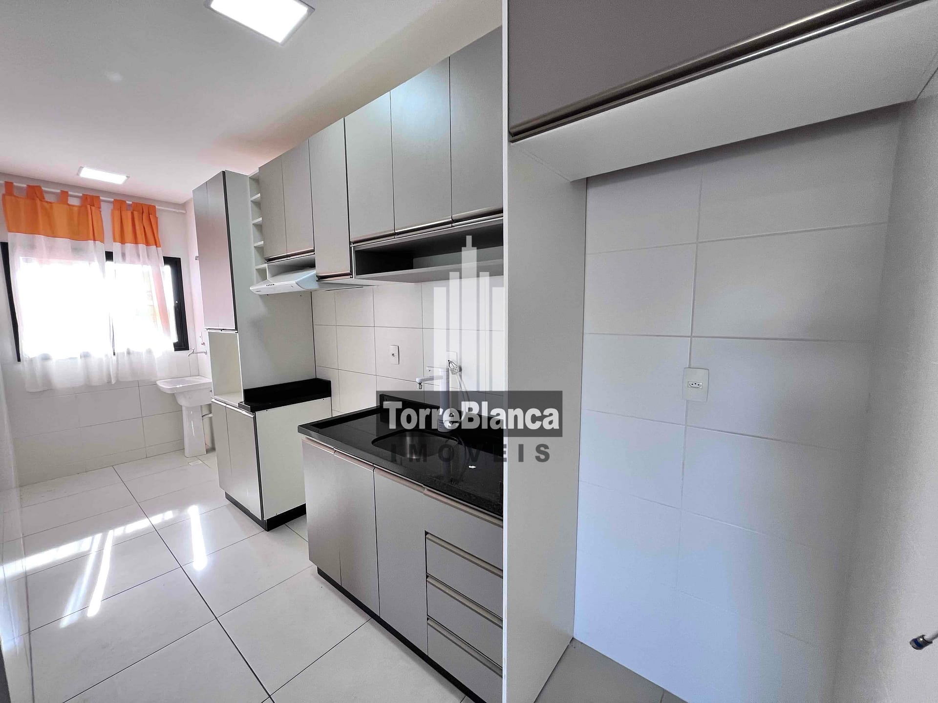 Apartamento à venda e aluguel com 2 quartos, 75m² - Foto 5