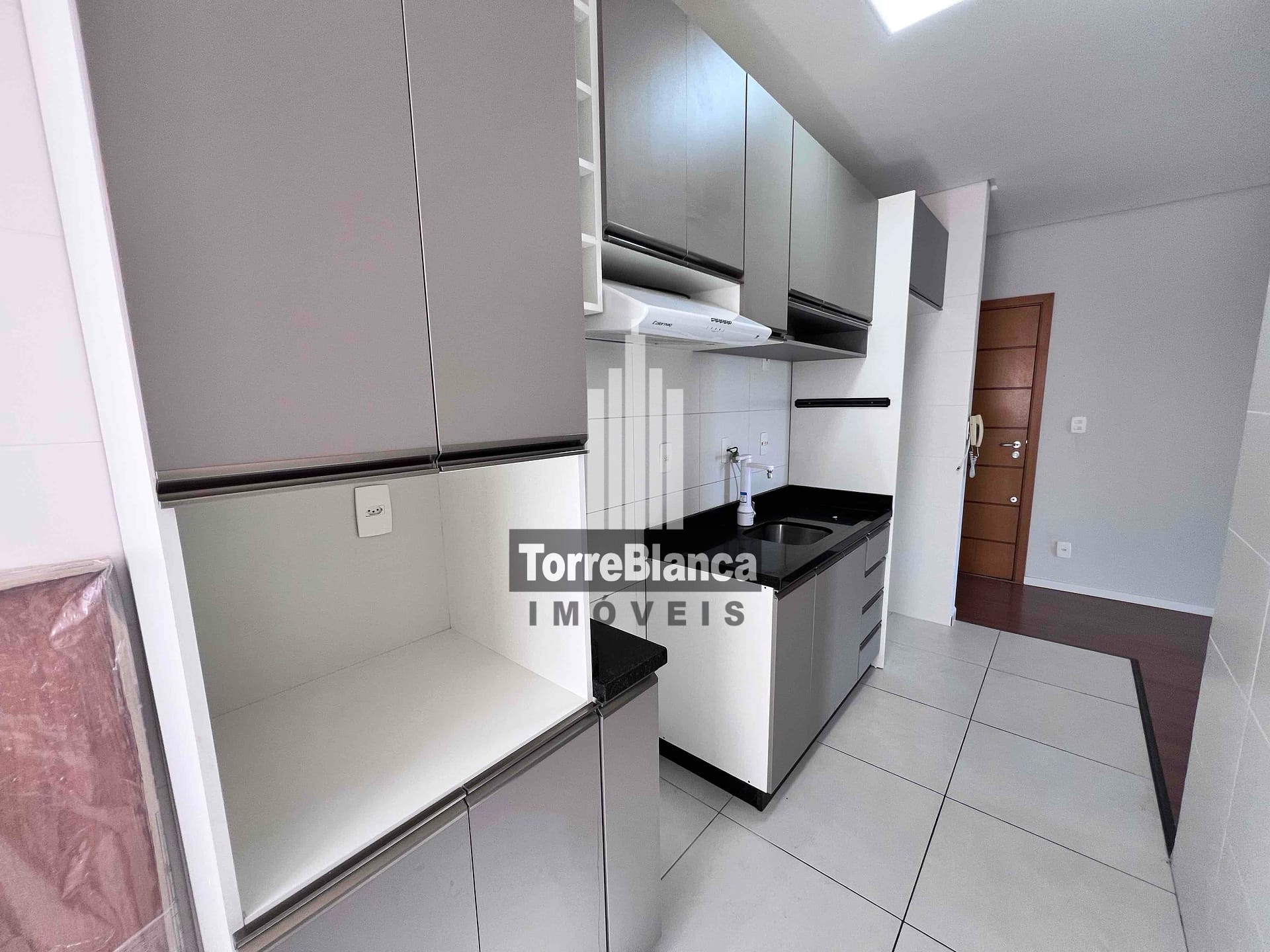 Apartamento à venda e aluguel com 2 quartos, 75m² - Foto 7