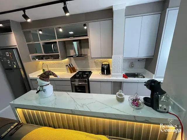 Apartamento 2 quartos e 1 banheiro, à venda, no bairro Jardim Alvorada em Maringá