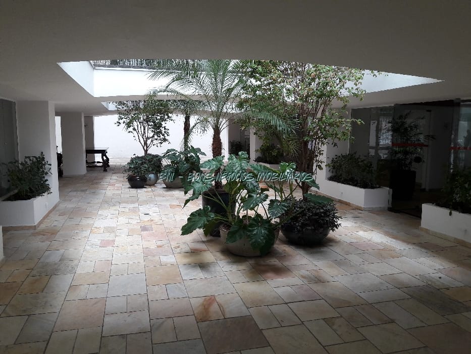 Apartamento, 3 quartos, 140 m² - Foto 2