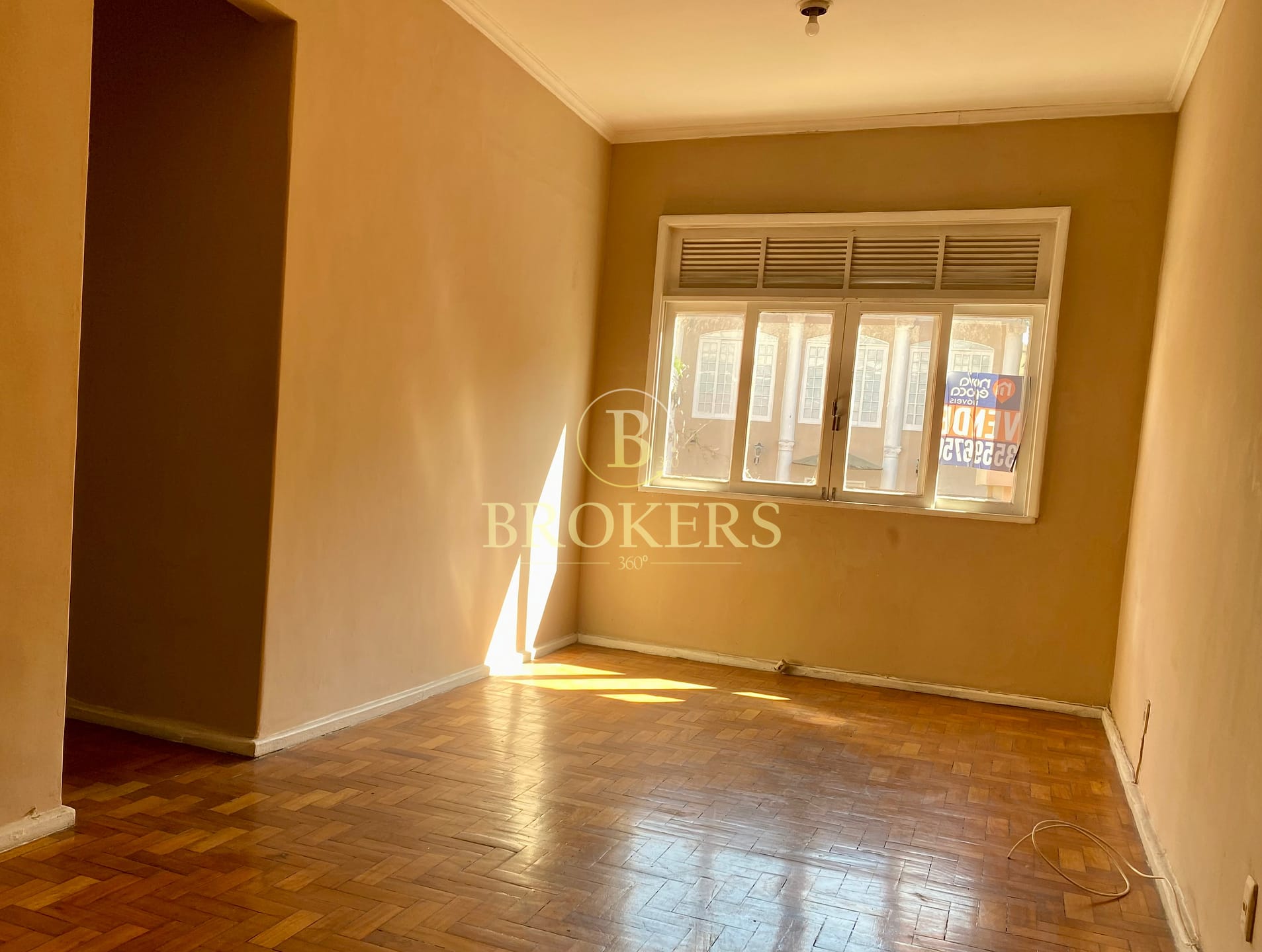 Joia no bairro boémio de Santa Teresa, apartamento à venda, 3 quartos com excelente potencial de renda