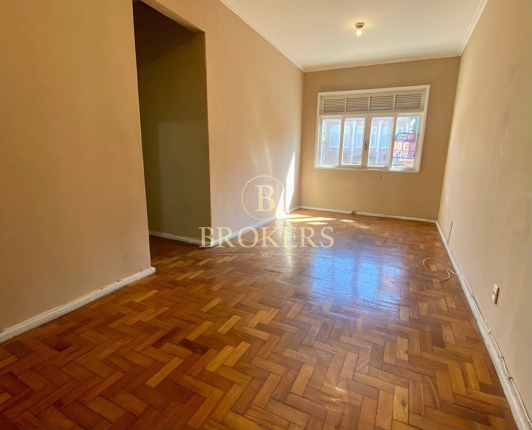 Joia no bairro boémio de Santa Teresa, apartamento à venda, 3 quartos com excelente potencial de renda