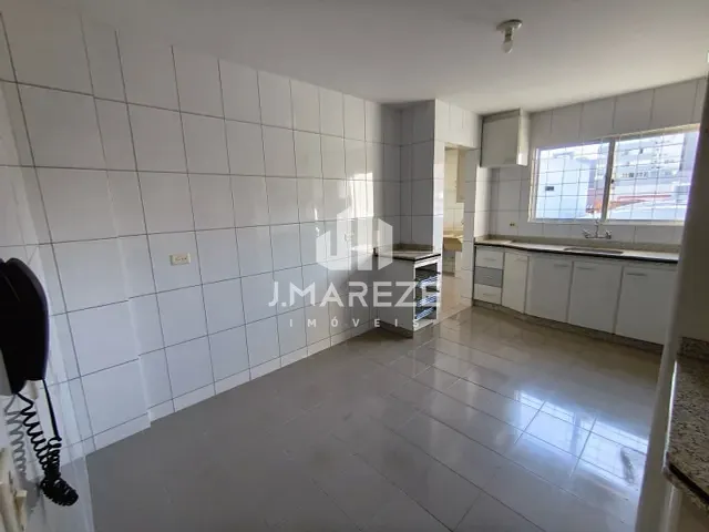 Apartamento 3 quartos e 2 banheiros, à venda ou para alugar, no bairro Centro em Apucarana