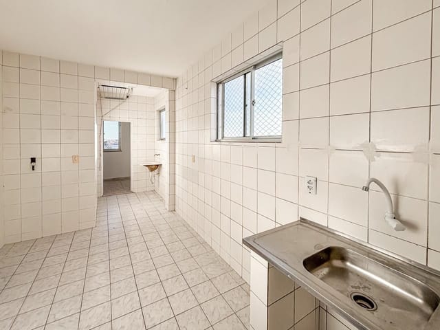 Apartamento 2 quartos e 3 banheiros, para alugar, no bairro Parquelândia em Fortaleza