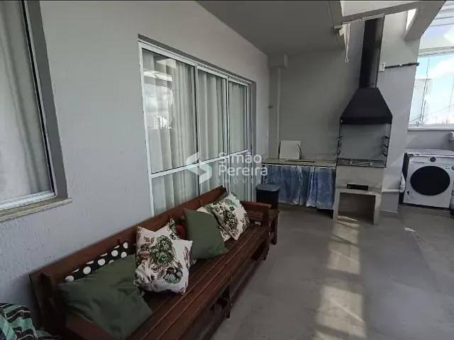 Apartamento 3 quartos e 2 banheiros, à venda, no bairro Teixeiras em Juiz de Fora