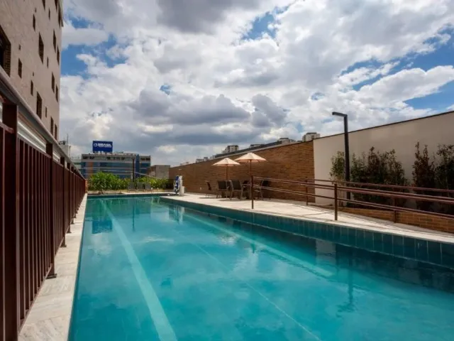 Apartamento 3 quartos e 4 banheiros, à venda, no bairro Vila Assunção em Santo André