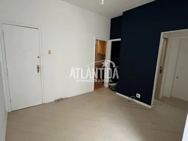 Apartamento com 38m² 1 quarto e 1 banheiro, à venda, no bairro Copacabana em Rio de Janeiro