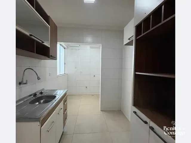 Apartamento com 112m² 3 quartos e 2 banheiros, à venda, no bairro Vila Marumby em Maringá