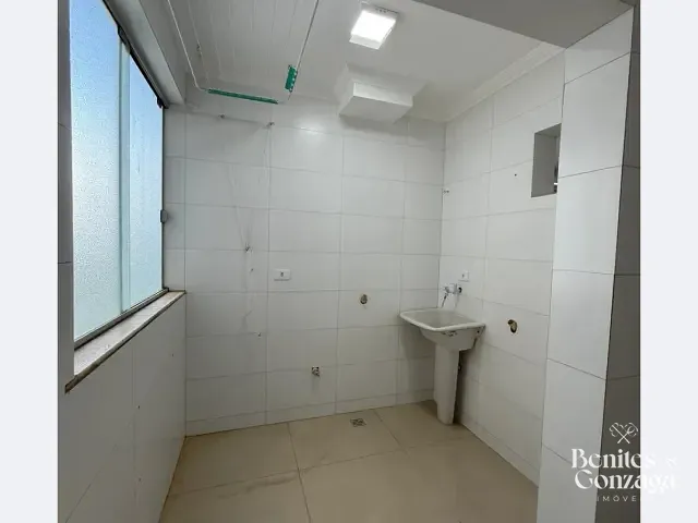 Apartamento com 112m² 3 quartos e 2 banheiros, à venda, no bairro Vila Marumby em Maringá