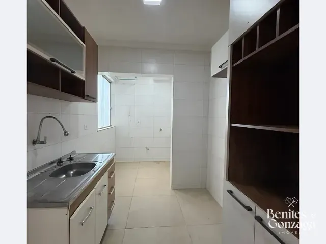 Apartamento com 112m² 3 quartos e 2 banheiros, à venda, no bairro Vila Marumby em Maringá