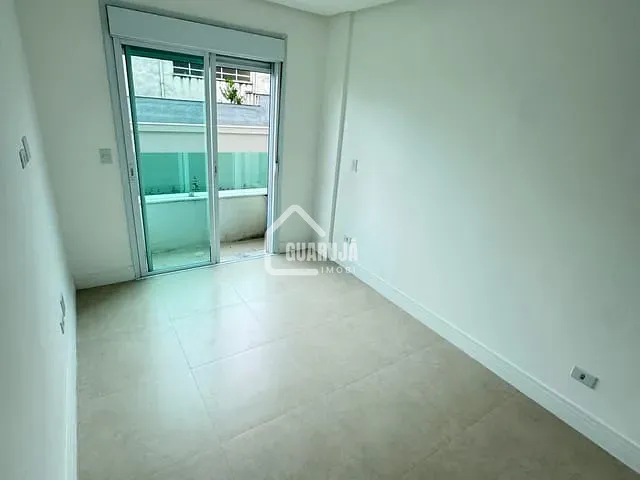 Apartamento 3 quartos e 2 banheiros, à venda, no bairro Enseada em Guarujá