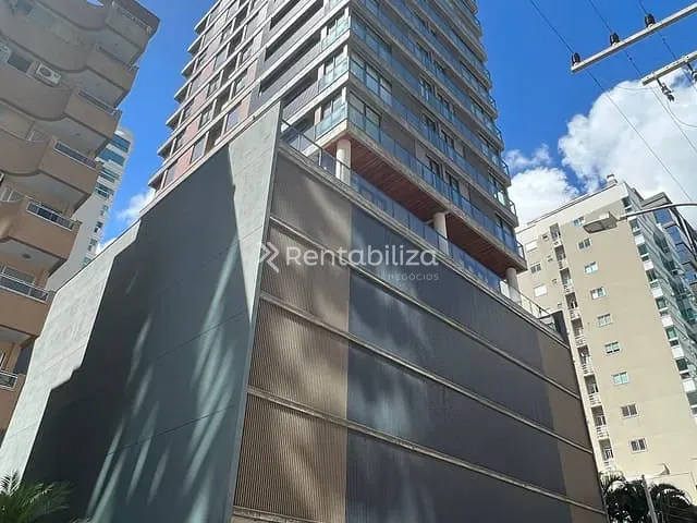 Apartamento 4 quartos e 4 banheiros, à venda, no bairro Meia Praia em Itapema