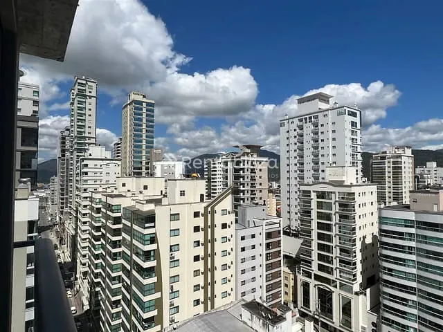 Apartamento 4 quartos e 4 banheiros, à venda, no bairro Meia Praia em Itapema