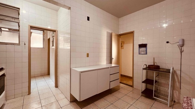 Apartamento 2 quartos e 2 banheiros, à venda, no bairro Passagem em Cabo Frio