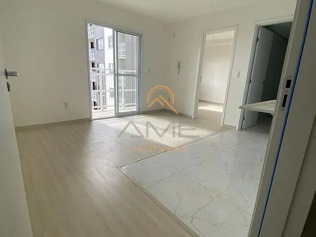 Apartamento 1 quarto e 1 banheiro, à venda, no bairro Fragata em Pelotas
