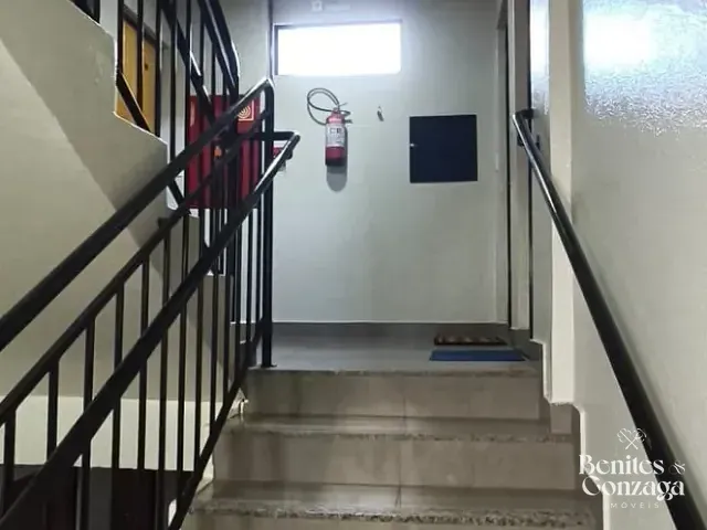 Apartamento com 73m² 3 quartos e 1 banheiro, à venda, no bairro Zona 08 em Maringá