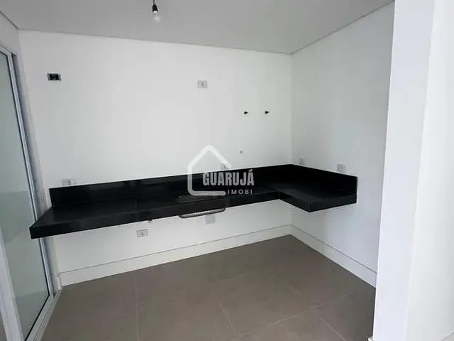 Apartamento 3 quartos e 2 banheiros, à venda, no bairro Enseada em Guarujá