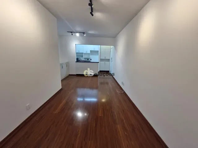 Apartamento com 94m² 3 quartos e 2 banheiros, para alugar, no bairro Vila Romana em São Paulo