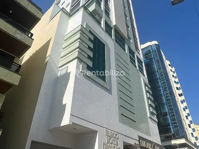 Apartamento 3 quartos e 4 banheiros, à venda, no bairro Meia Praia em Itapema