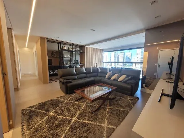 Apartamento com 205m² 3 quartos e 3 banheiros, à venda, no bairro Gleba Fazenda Palhano em Londrina