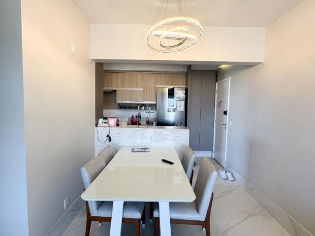 Apartamento 3 quartos e 2 banheiros, à venda, no bairro Glória em Macaé