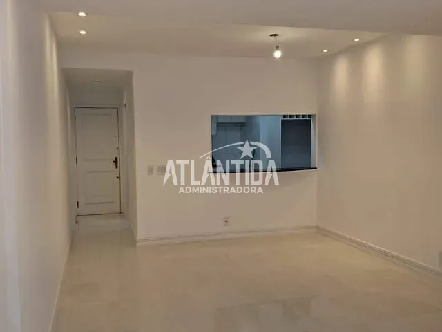 Apartamento 2 quartos e 1 banheiro, para alugar, no bairro Barra da Tijuca em Rio de Janeiro