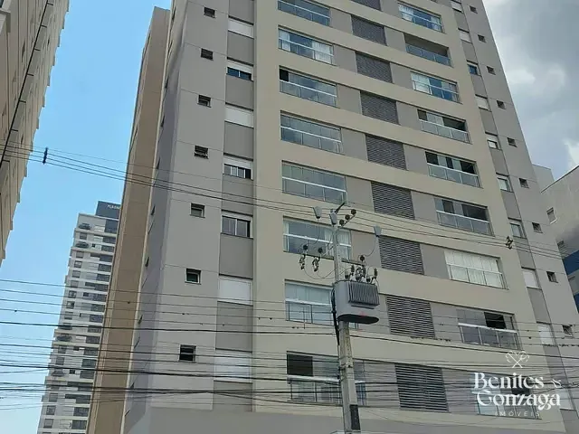 Apartamento com 157m² 2 quartos e 1 banheiro, à venda, no bairro Zona 03 em Maringá