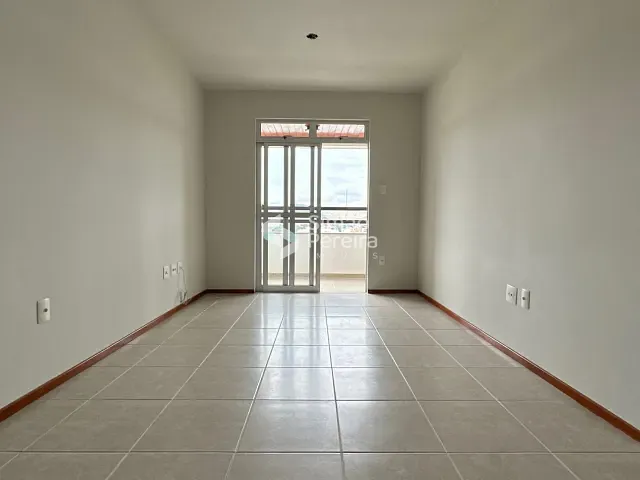 Apartamento 2 quartos e 1 banheiro, à venda, no bairro Paineiras em Juiz de Fora